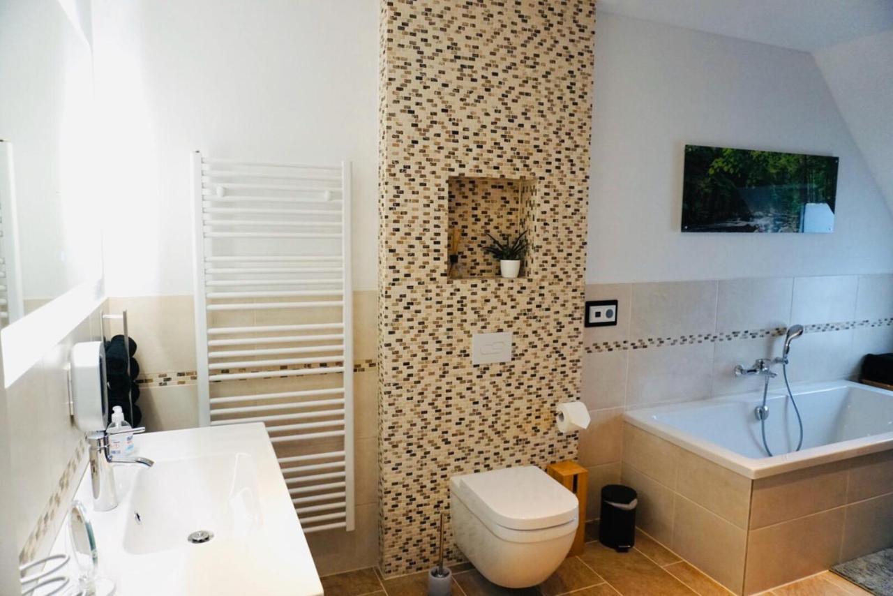 Fewo26 Im Sagenharz - Stilvolles Family-apartment, 2 Sz, Klimaanlage, Wlan, Netflix & Free Parking *